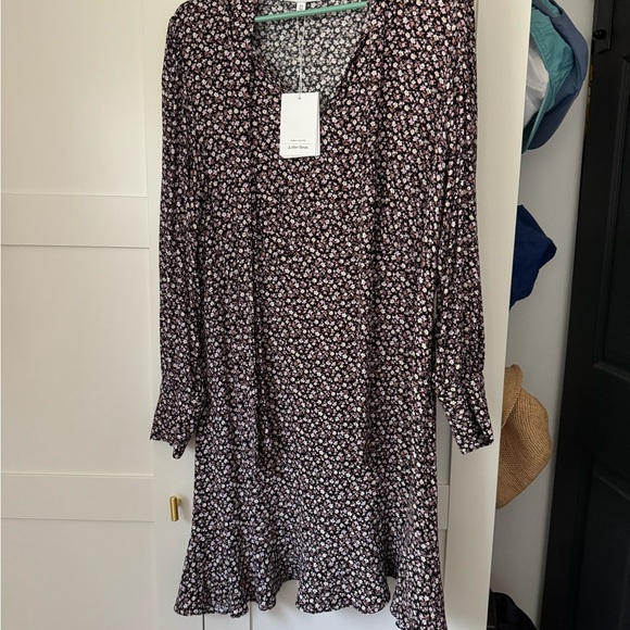 & Other Stories Tie Neck Mini Dress | Size 12 | Floral Purple NWT - Picture 2 of 3